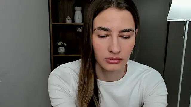 CarrieAndzulis online show from 21, 3, 2026