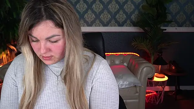 AlissyaGrayy online show from 9, 4, 2026