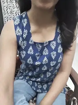 Snapshot of myra77 chatting on 17, 5, 2026 myra77 online show from 17, 5, 2026