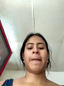 Snapshot of lucirganaxxx chatting on 5, 5, 2026 lucirganaxxx online show from 5, 5, 2026