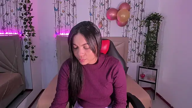 Snapshot of adhara_angelss chatting on 15, 5, 2026 adhara angelss online show from 15, 5, 2026