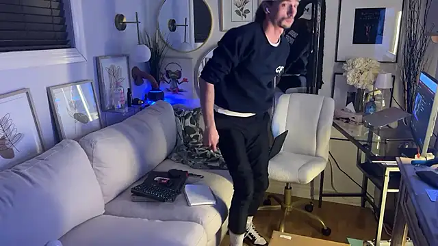 DylanBrook online show from 7, 4, 2026