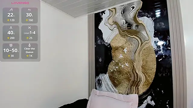 Tiffany Velanyer   online show from 17, 5, 2026