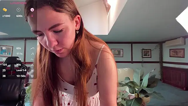 Snapshot of Kirarustle1 chatting on 11, 5, 2026 Kirarustle1 online show from 11, 5, 2026