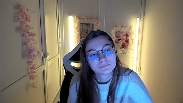 Mia kristal online show from 30, 4, 2026