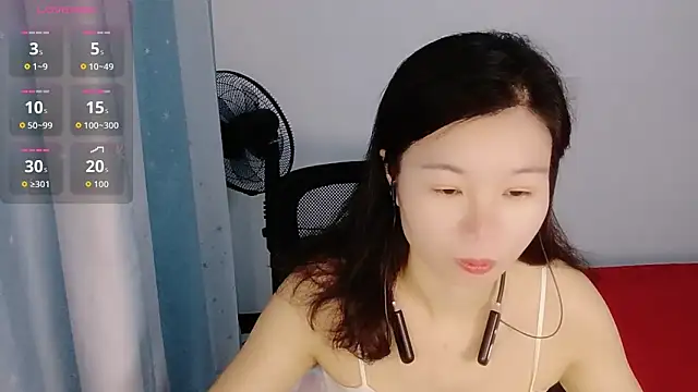 Snapshot of Lianzi-2026 chatting on 18, 4, 2026 Lianzi-2026 online show from 18, 4, 2026