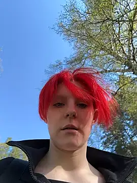 NinaParri online show from 8, 5, 2026