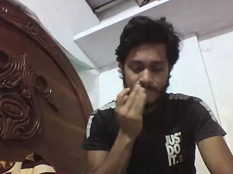 Snapshot of koushik10 chatting on 1, 5, 2026 koushik10 online show from 1, 5, 2026