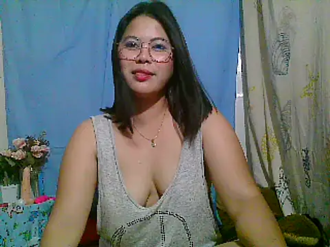 Snapshot of asianflirtt35 chatting on 13, 5, 2026 asianflirtt35 online show from 13, 5, 2026
