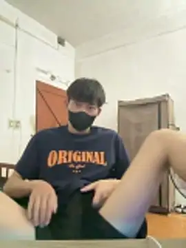 Snapshot of Funkin- chatting on 6, 4, 2026 Funkin- online show from 6, 4, 2026