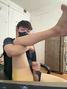 Snapshot of Funkin- chatting on 16, 4, 2026 Funkin- online show from 16, 4, 2026