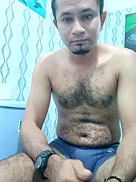 Snapshot of MiredCarabao chatting on 15, 4, 2026 MiredCarabao online show from 15, 4, 2026