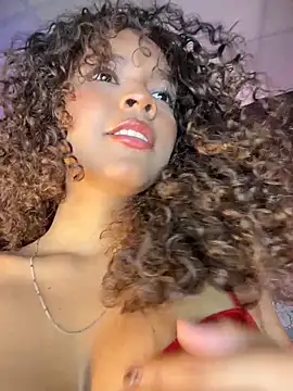 CurlyOopsieXXX online show from 17, 4, 2026