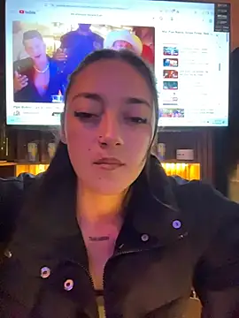 lia  whitee online show from 19, 3, 2026