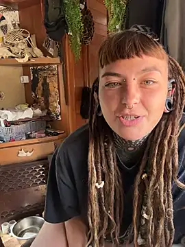 HornyHippy1 online show from 10, 4, 2026