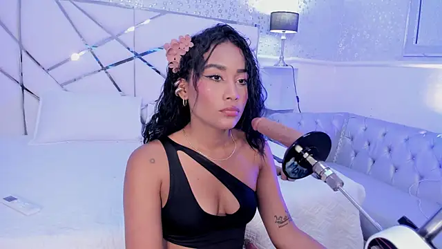 Horny Brunette  online show from 16, 4, 2026