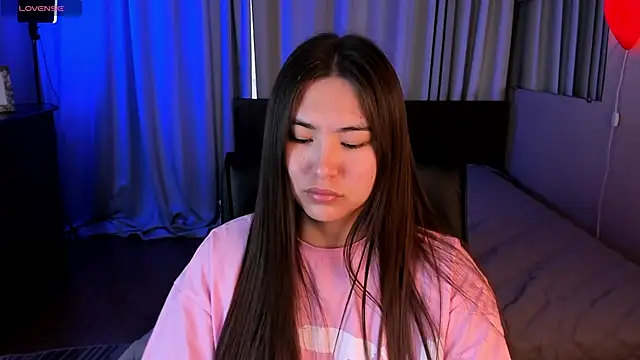 Snapshot of IceIcebabe_ chatting on 25, 5, 2026 IceIcebabe online show from 25, 5, 2026