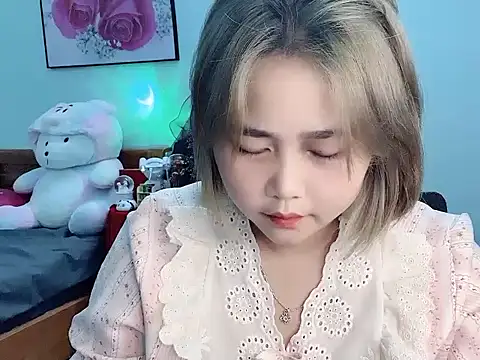 Snapshot of Nhanlu009 chatting on 20, 5, 2026 Nhanlu009 online show from 20, 5, 2026