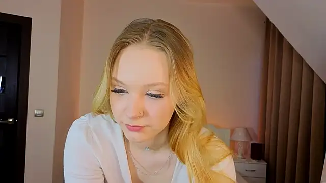 StaceyyJones online show from 23, 4, 2026