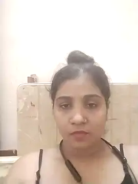 LovelyRenu online show from 29, 3, 2026