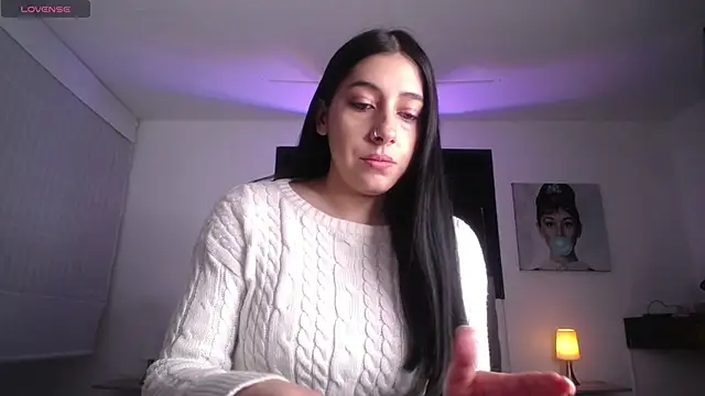 Snapshot of Melannyy_V chatting on 3, 6, 2026 Melannyy V online show from 3, 6, 2026