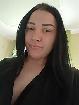 Snapshot of Elsie-Nora chatting on 25, 6, 2026 Elsie-Nora online show from 25, 6, 2026