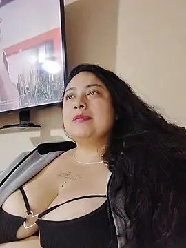 Snapshot of AvaRyd chatting on 7, 7, 2026 AvaRyd online show from 7, 7, 2026