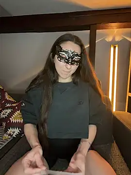 SwissHotLeo online show from 4, 4, 2026