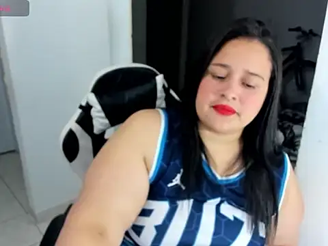 Atenea 19  online show from 22, 4, 2026