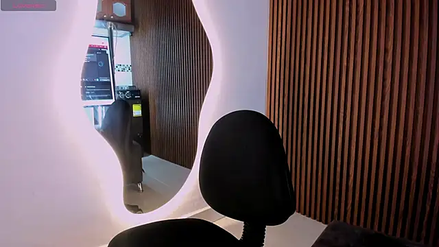 CandyGlow  online show from 19, 5, 2026