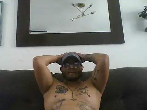 HOTB0Y18 online show from 14, 4, 2026