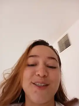 Snapshot of SabrinaVantress chatting on 22, 7, 2026 SabrinaVantress online show from 22, 7, 2026