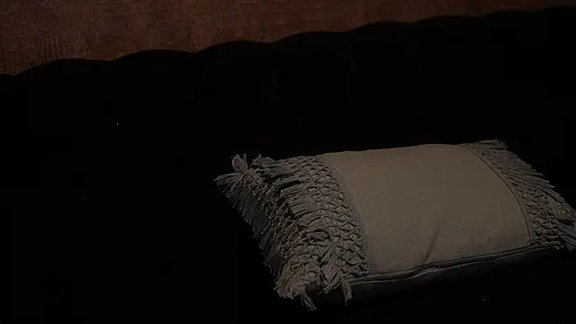 Snapshot of DaliaParis chatting on 2, 4, 2026 DaliaParis online show from 2, 4, 2026