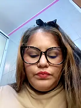 Snapshot of Bonny_rousse01 chatting on 25, 4, 2026 Bonny rousse01 online show from 25, 4, 2026