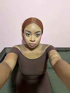 Kloe rousse01 online show from 17, 7, 2026