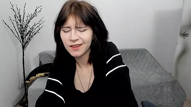 Snapshot of Frau_Emma chatting on 11, 4, 2026 Frau Emma online show from 11, 4, 2026