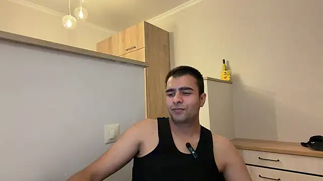 Snapshot of Daniel_ice chatting on 8, 4, 2026 Daniel ice online show from 8, 4, 2026