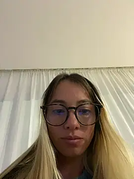 Sexyandtiny online show from 28, 3, 2026