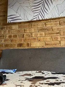 MILLIONDOLLARPUSSY95 online show from 13, 4, 2026