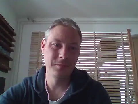 Userandmmm online show from 13, 4, 2026