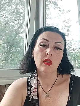 Snapshot of HelgaDennis chatting on 8, 7, 2026 HelgaDennis online show from 8, 7, 2026