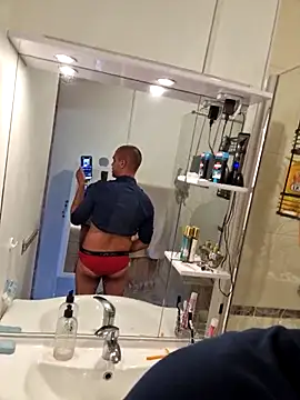 Snapshot of Justfunfree chatting on 2, 4, 2026 Justfunfree online show from 2, 4, 2026