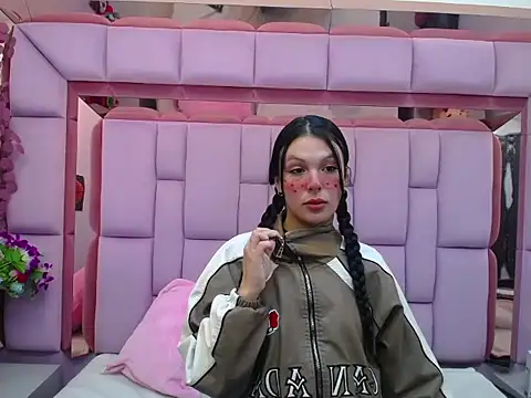 Snapshot of Salome_Saen_ chatting on 21, 4, 2026 Salome Saen online show from 21, 4, 2026