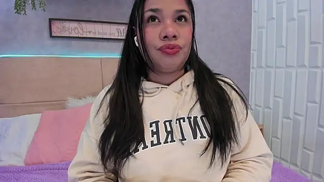 Cloee evans online show from 29, 4, 2026