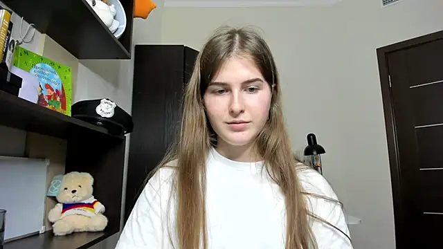 Snapshot of OhMyAlice chatting on 30, 4, 2026 OhMyAlice online show from 30, 4, 2026