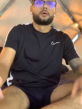 KyleJoss30 online show from 2, 4, 2026