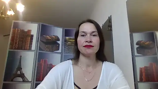 Snapshot of Selena_Moo chatting on 16, 5, 2026 Selena Moo online show from 16, 5, 2026