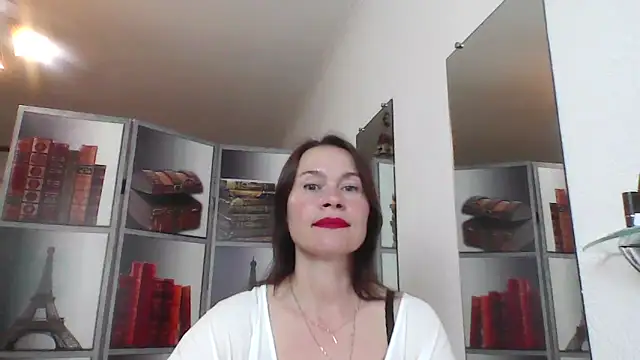 Snapshot of Selena_Moo chatting on 21, 5, 2026 Selena Moo online show from 21, 5, 2026
