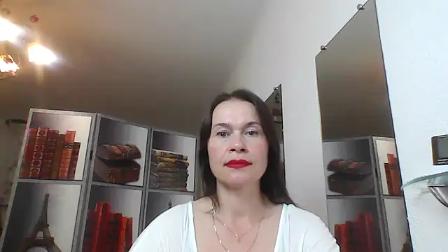 Snapshot of Selena_Moo chatting on 11, 6, 2026 Selena Moo online show from 11, 6, 2026