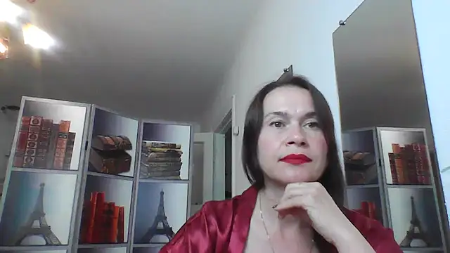 Snapshot of Selena_Moo chatting on 5, 7, 2026 Selena Moo online show from 5, 7, 2026
